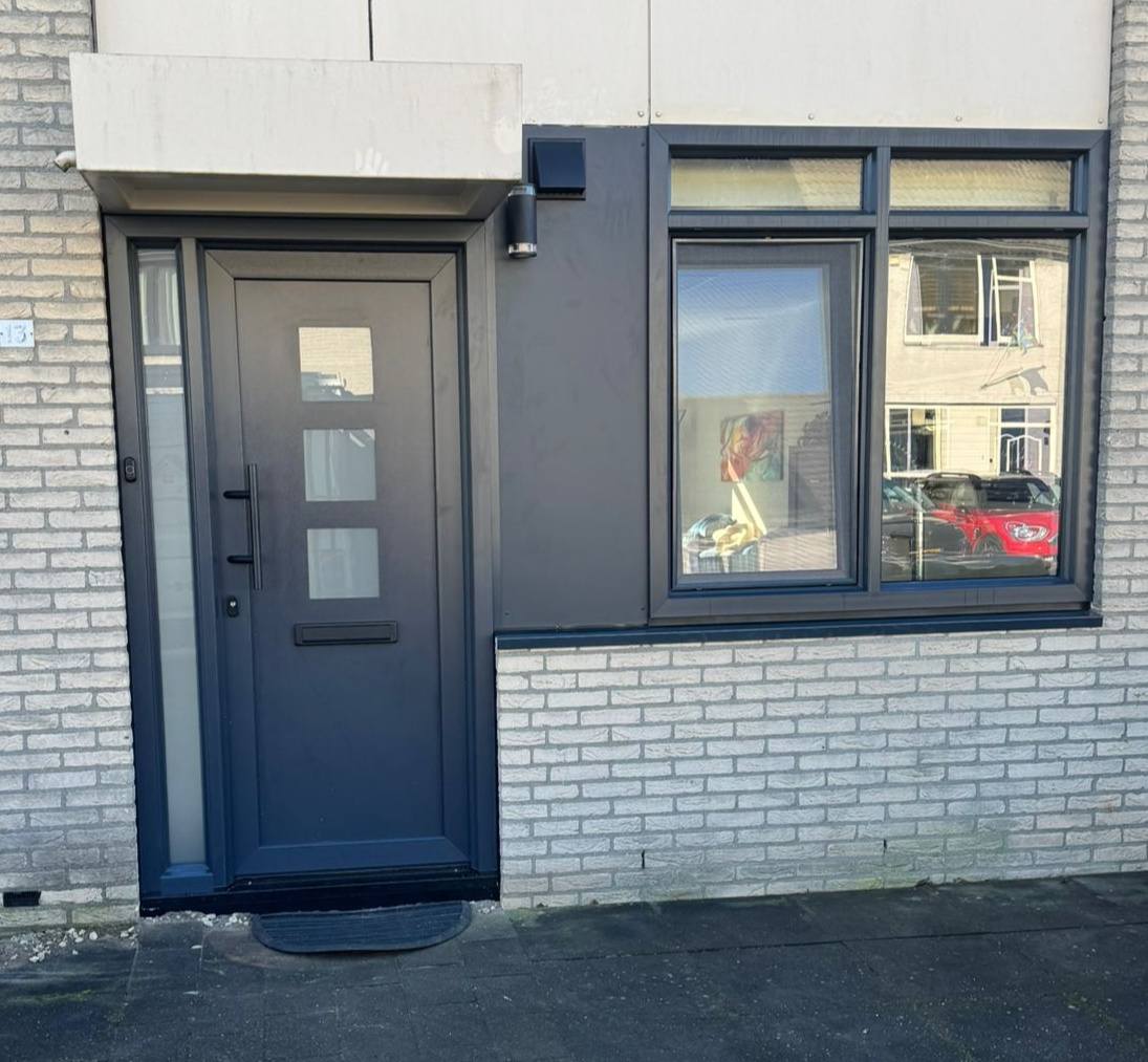 wat een prachtige kleur is het ook RAL7021! - afbeelding 1